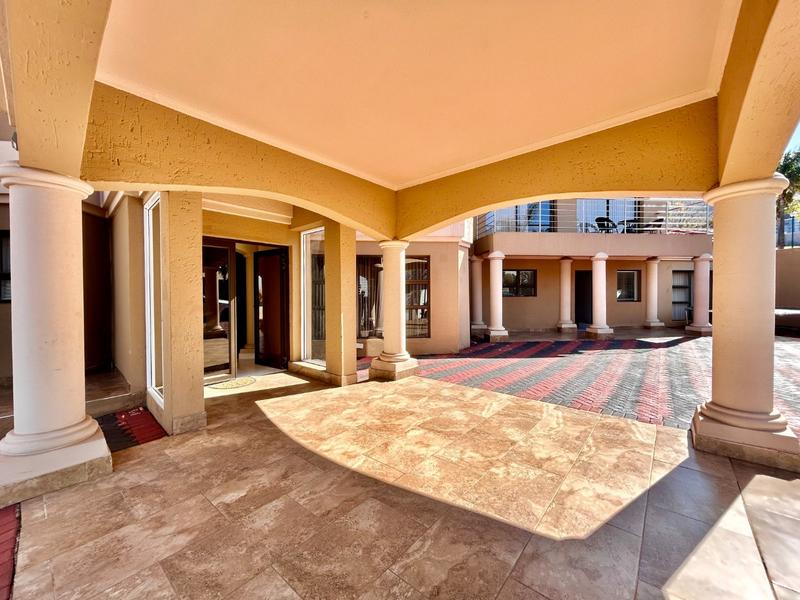 7 Bedroom Property for Sale in Kosmos Ridge North West